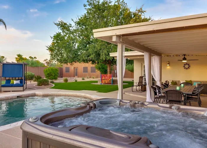 Pickleball In Paradise- 6 Bedrooms Pool Arcade Putting Sportspickleballvolleyball Scottsdale