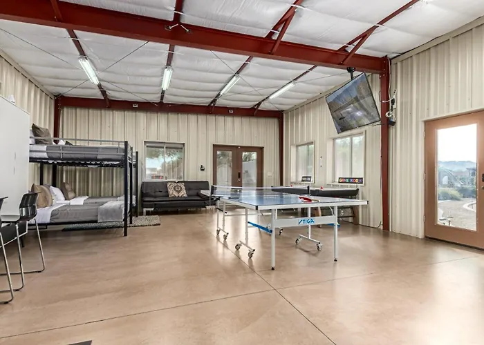 Pickleball In Paradise- 6 Bedrooms Pool Arcade Putting Sportspickleballvolleyball *