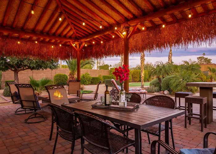 Pickleball In Paradise- 6 Bedrooms Pool Arcade Putting Sportspickleballvolleyball Holiday home Scottsdale