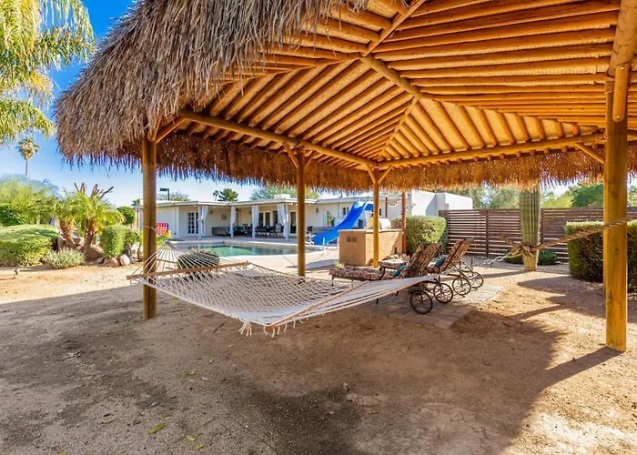 Pickleball In Paradise- 6 Bedrooms Pool Arcade Putting Sportspickleballvolleyball Holiday home