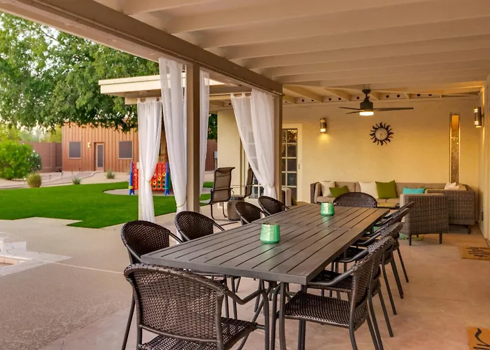 Pickleball In Paradise- 6 Bedrooms Pool Arcade Putting Sportspickleballvolleyball Holiday home *